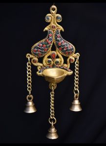 Wall Hanging Lamp, 850 Gram Approx 28cm Height