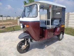 MVM Vibrant E-Auto Rickshaw