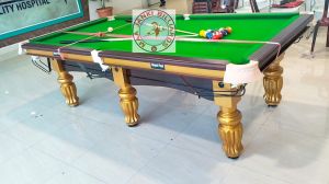 MAA JANKI Golden Cherry Brown Billiard Pool Table with Accessories