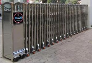 motorized retractable gates