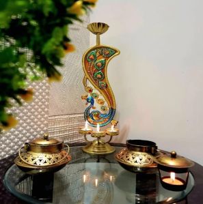 Attractive Metal Peacock Shaped Tealight Holder