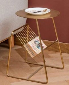 Round Side Table With Basket