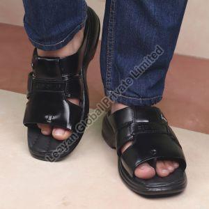 RC0216 Mens Black Slippers