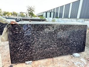 Star Brown Granite Slab