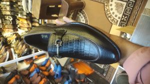 Leather shoes TPR sole