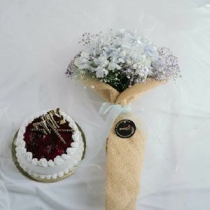 Cake And Flower