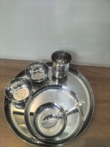 stainless steel kitchenware