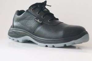 Striker  Pro Safety Shoes