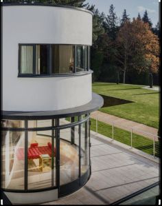 Aluminium curved sliding window