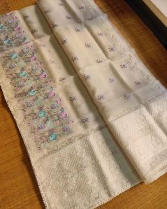 Unstitched Pure Organza Embroidery Saree, Age Group : Girls