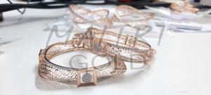 Ladies Fashionable Gold Bangles