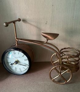 Plain Metal Bicycle Table Clock For Decoration