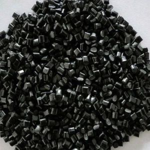 Black Polycarbonate Granules