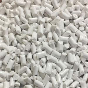 White Polycarbonate Granules