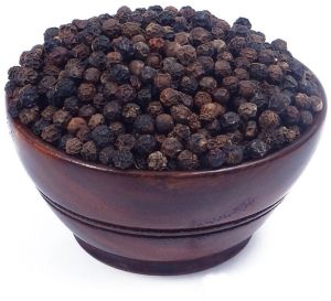 Whole Black Pepper Seeds