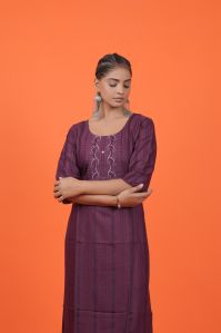 Ladies Maroon Cotton Kurti