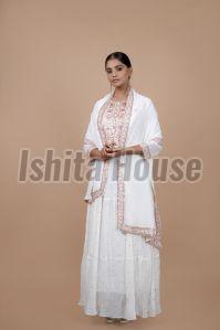 Printed Ladies White Georgette Gown, Sleeve Style : 3/4th Sleeve