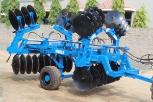 HYDRAULIC FOLDING DISC HARROWS