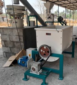 Hammer Mill Blender Screw Conveyor