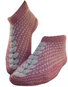 Ladies Pink Acrylic Socks