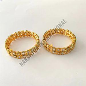 Polished Metal Kundan Bangles, Shape : Round