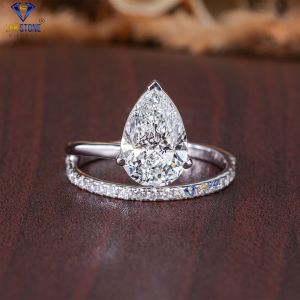 Charming Pear & Round Cut Diamond White Gold Ring