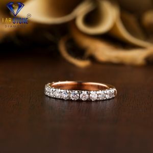 Round Cut Diamond Rose Gold Ring