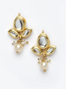 White Gold Earrings, DGED22160, Size (Inches) : FREE SIZE