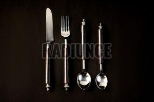 1050 Stainless Steel With Crafted Wooden Handle Cutlery Set Of 4 Pcs