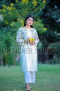 Casual Wear Ladies Silk Resham Kurta With Pant, Color : White