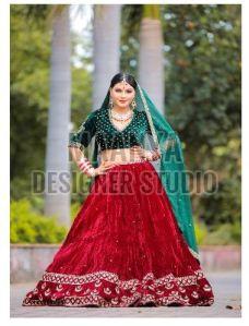 Ladies Velvet Bridal Lehenga, Sleeve Type : Half Sleeves