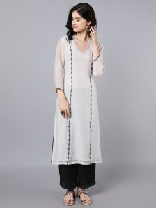 Chanderi Kurta With Beautiful Resham and Badla Embroidery