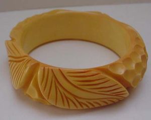 Hand Carved Resin Bangles, Gender : Female