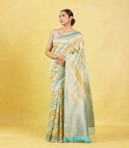 Handloom Banarasi Silk Cotton Saree With Jaal Motifs