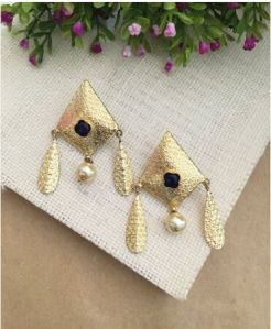 Juniper Golden Drop Earrings