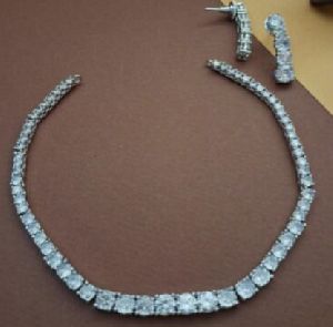 Zevarly Ladlee Rhodium Necklace Set