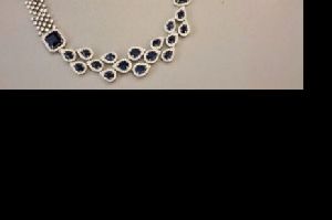 Zevarly Lucy Ad Necklace Set