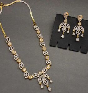 Zevarly Tanisha Necklace Set