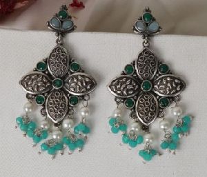 Emerald Kundan Oxidized Drop Women Earrings