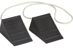 Zephyr Rubber Wheel Chocks Pair Of 2 (ZRWC07)