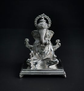 Polished Silver Ganpati Idol For Shops, Office, Hotel, Home