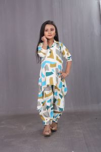 Rayon Printed Baby Girls Frock, Color : Multicolour, Age Group : 2 To 12 Years, Packaging Size : 5 Pieces Set