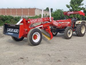 Tractor Grader