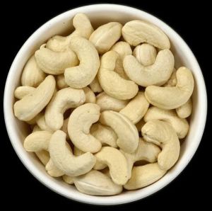 W320 Cashew Nuts, Color : Creamy, Packaging Type : Plastic Packet, Packaging Size : 5-25kg