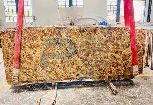Polished Bhama Gold Granite Slab, Thickness : 18 Mm