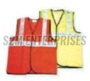 Sleeveless Polyster Reflective Safety Jacket, For Construction, Traffic Control, Size : M