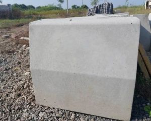40mm Grey Square Concrete Kerb Stone