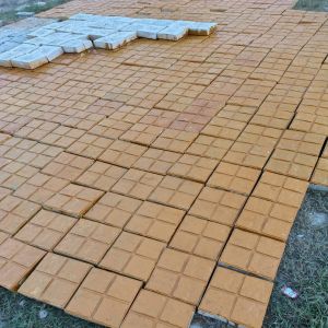 70mm Yellow Square Cement Paver Block