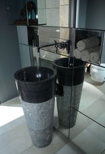 Plain Glossy Finish Floor Mounted Marble Wash Basin
