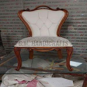 Designer Wooden Chair For Restaurants, Color : Brown, White